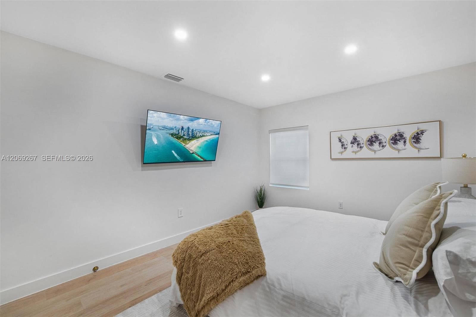 12325 NE 11th Pl, North Miami, FL 33161 photo 13