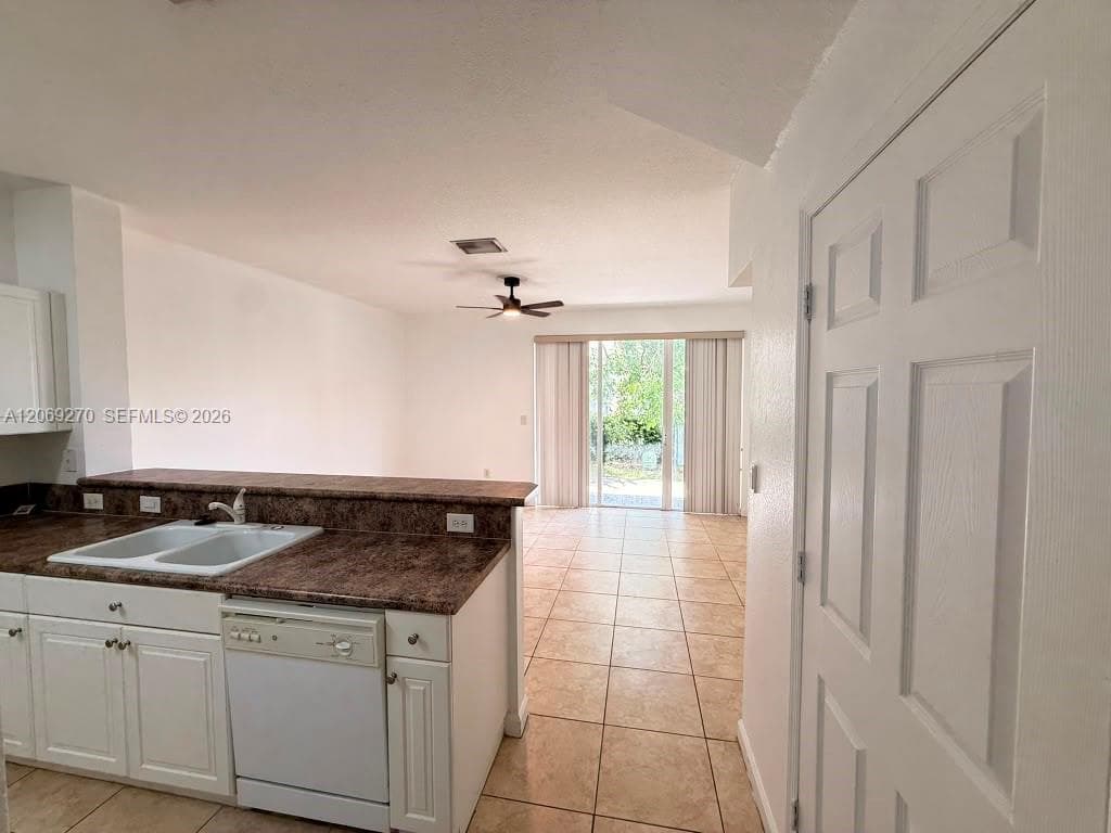 230 SE 29th Ave # 12, Homestead, FL 33033 photo 8