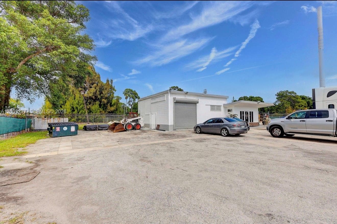 2108 Orange Ave, Fort Pierce, FL 34950 photo 4