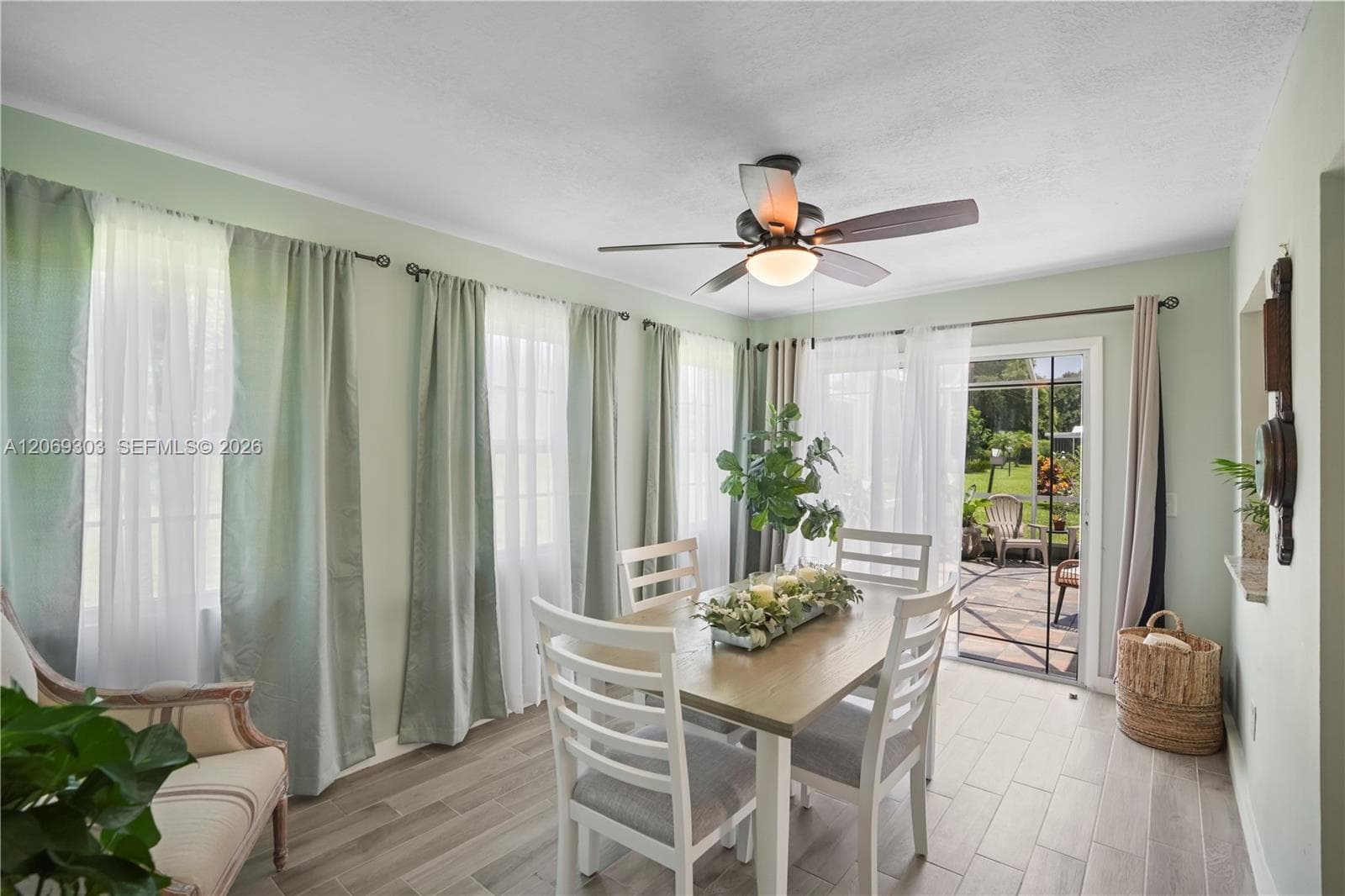 142 NW 10th Ct, Boynton Beach, FL 33426 photo 9
