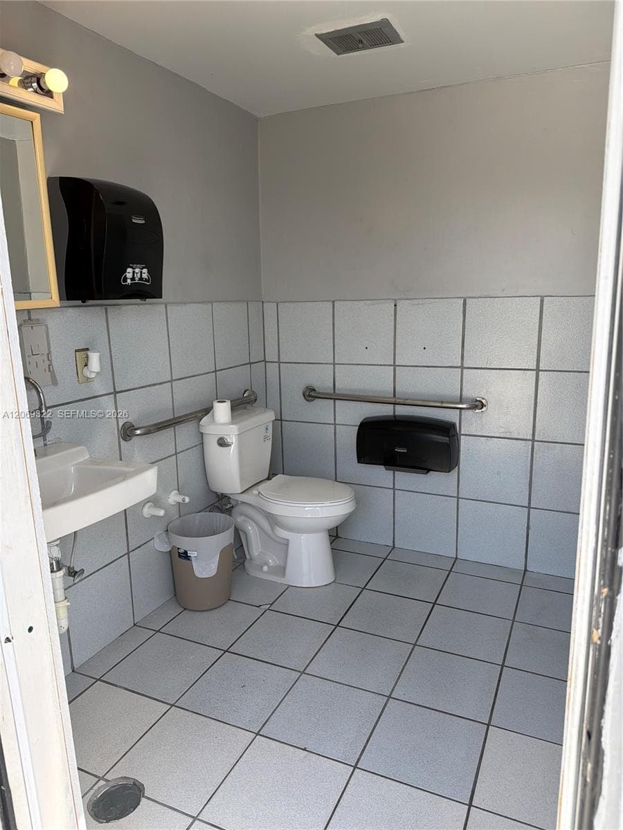 3100 NW 27th Ave, Miami, FL 33142 photo 12