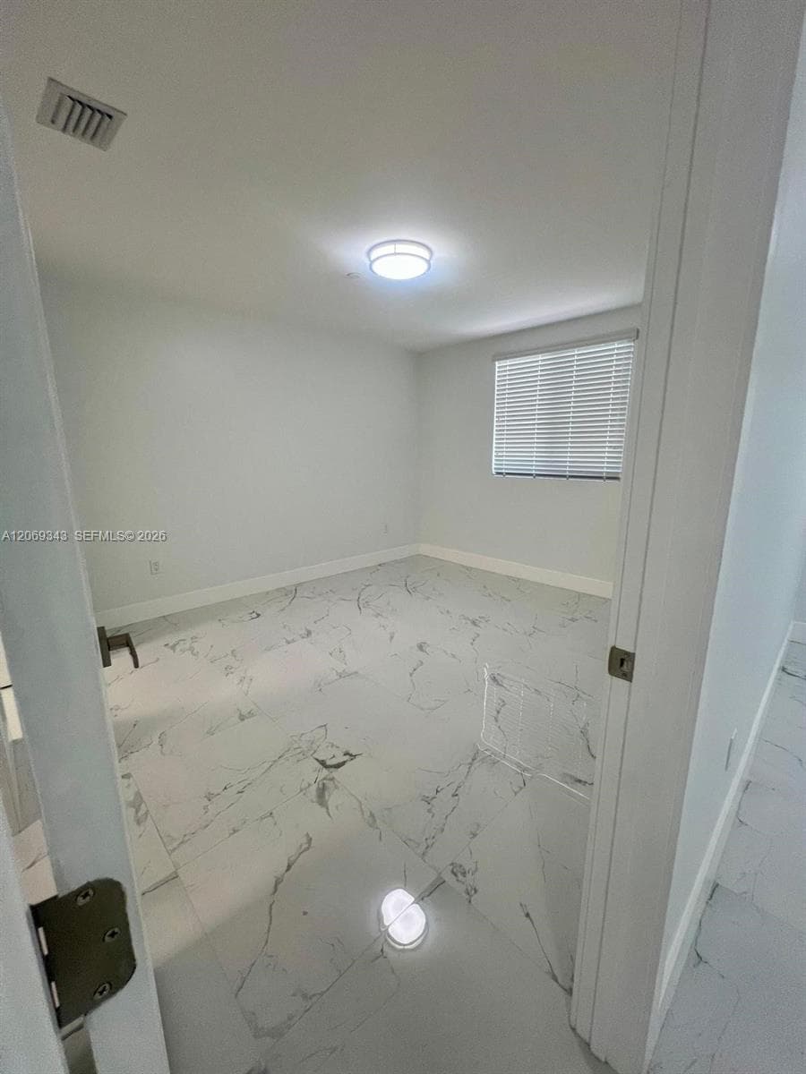 1860 NW 19th St # 202, Miami, FL 33125 photo 9