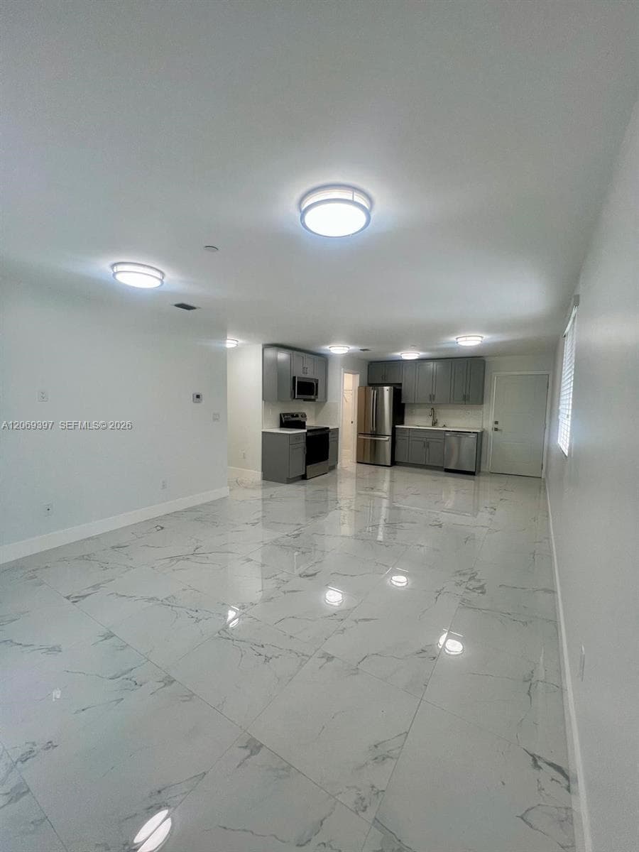 1860 NW 19th St # 203, Miami, FL 33125 photo 7