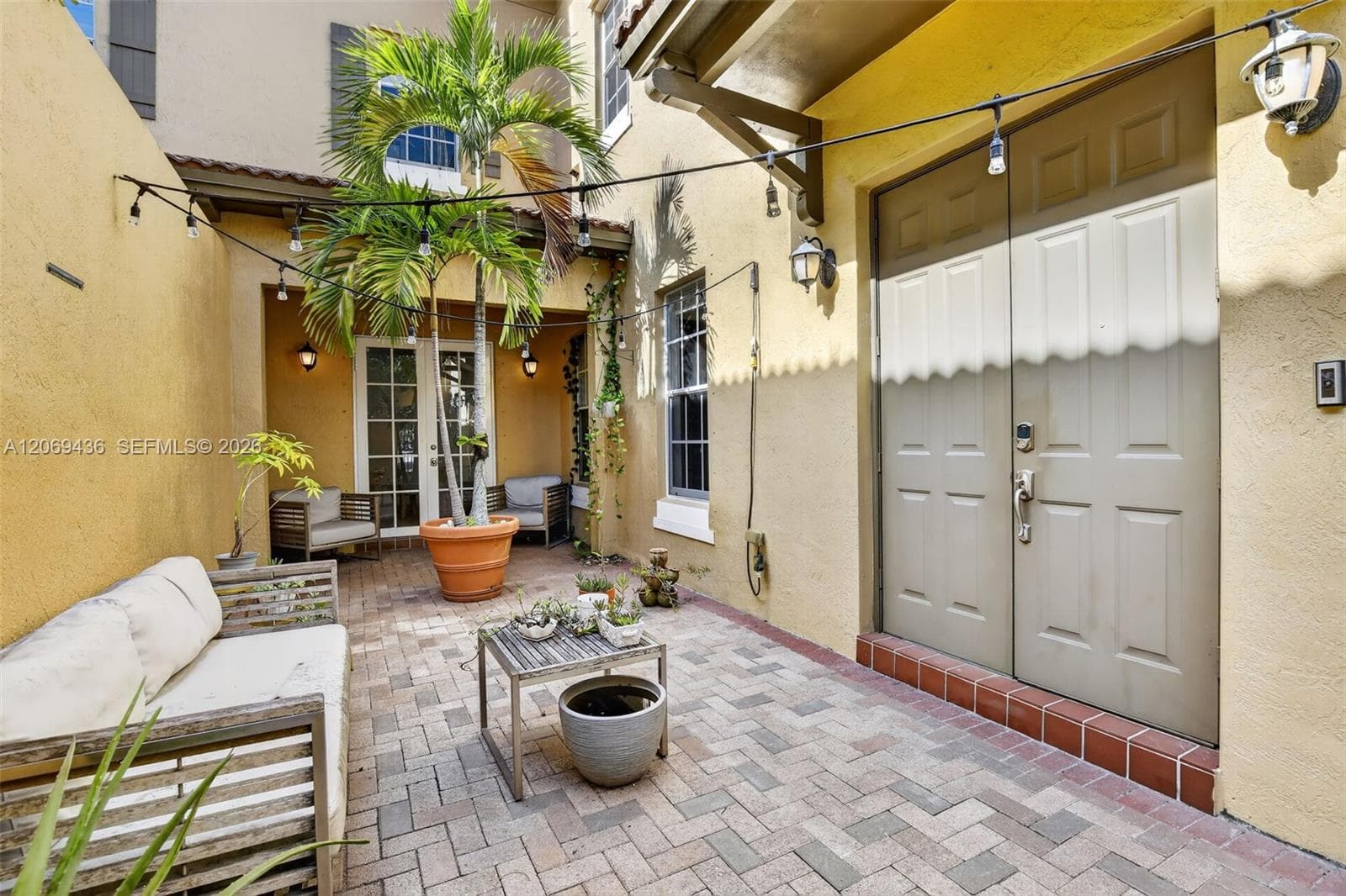 14601 SW 5th St, Pembroke Pines, FL 33027 photo 9