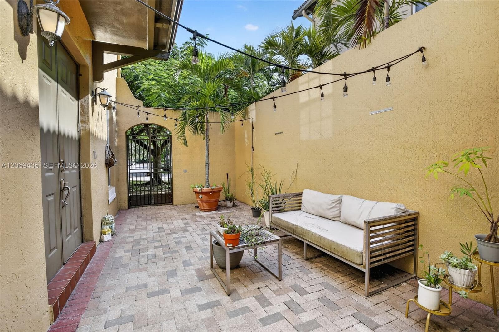 14601 SW 5th St, Pembroke Pines, FL 33027 photo 11