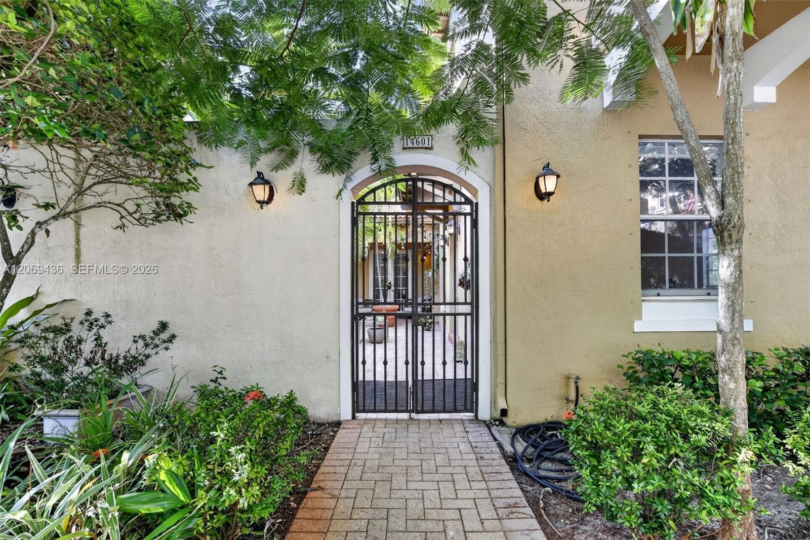 14601 SW 5th St, Pembroke Pines, FL 33027 photo 8