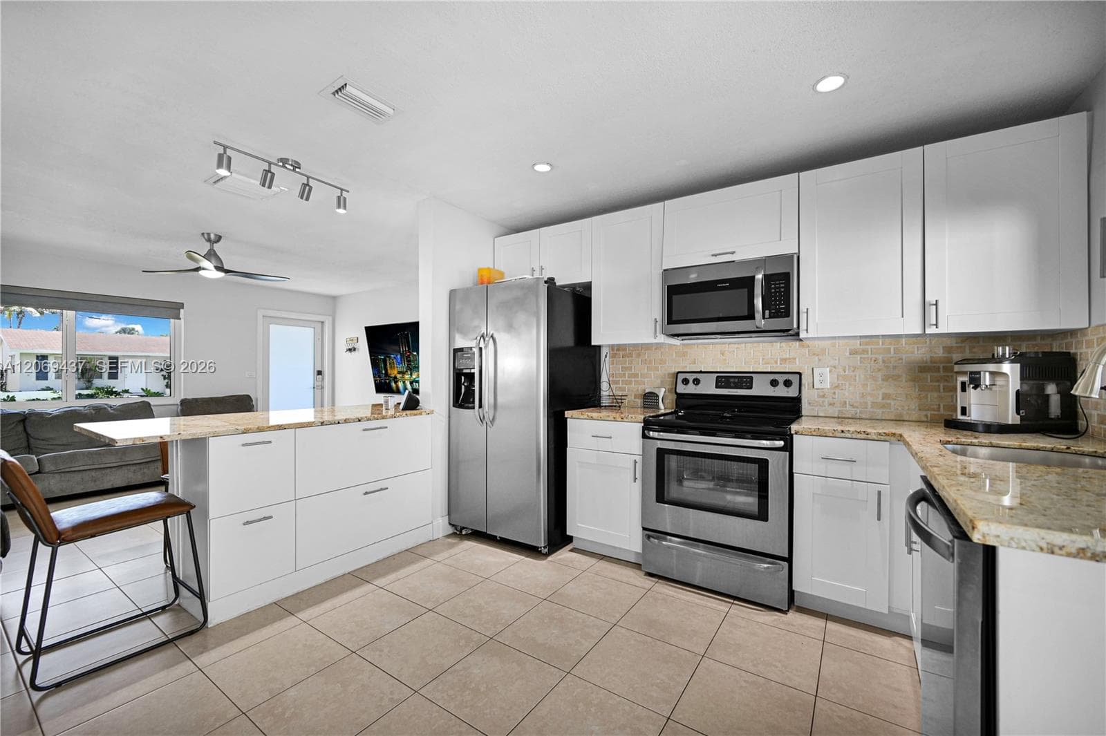 2710 NW 54th St, Tamarac, FL 33309 photo 11