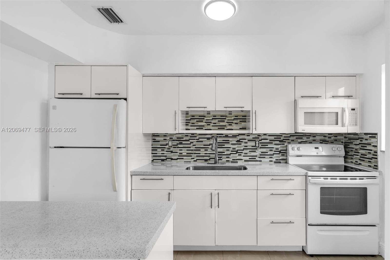 540 Beacom Blvd, Miami, FL 33135 photo 12