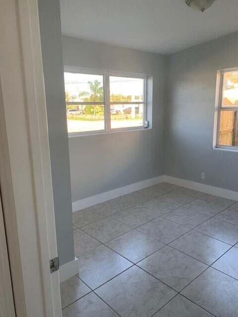 5672 Purdy Lane, West Palm Beach, FL 33415 photo 10