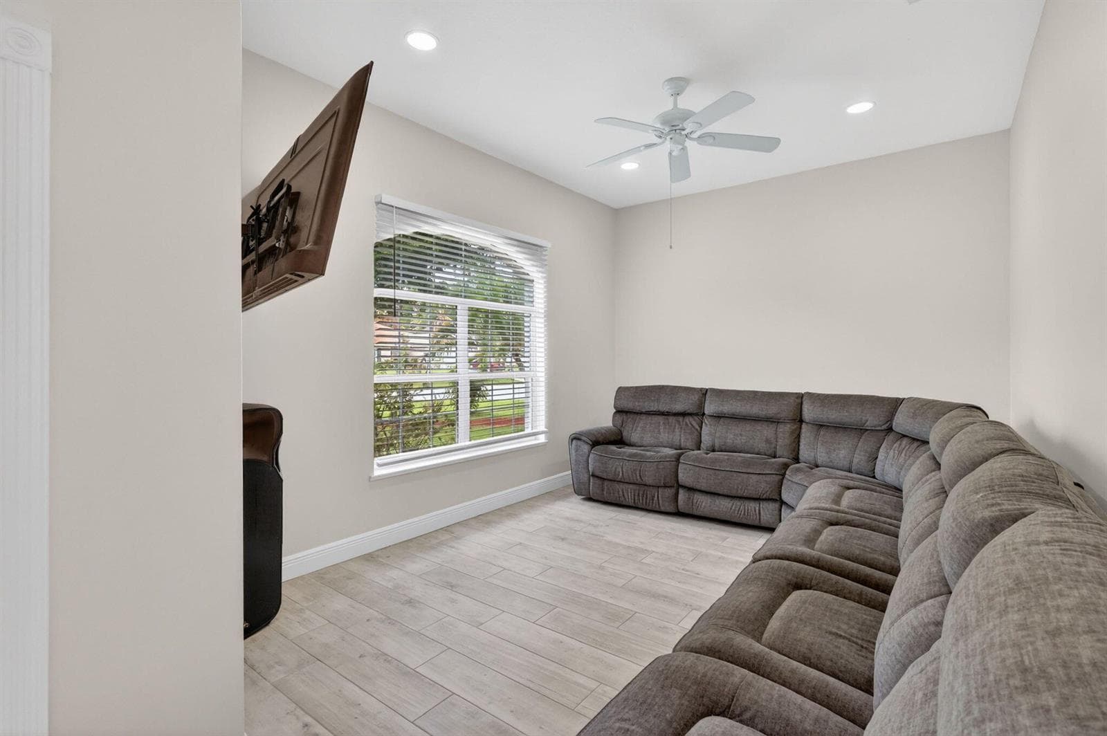 1571 SW Hunnicut Avenue, Port St. Lucie, FL 34953 photo 6