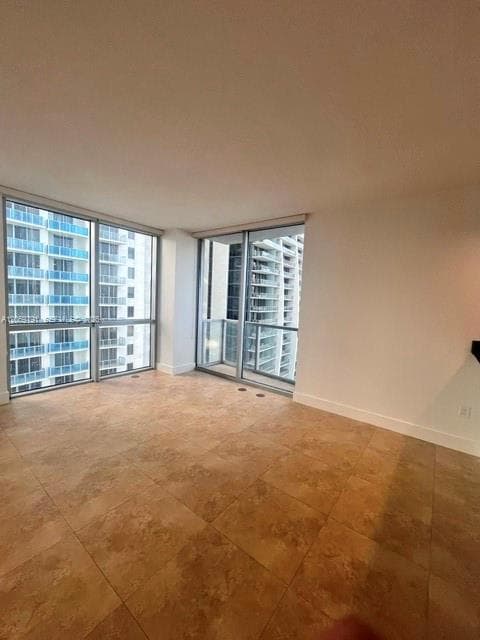 1060 Brickell Ave # 2217, Miami, FL 33131 photo 12