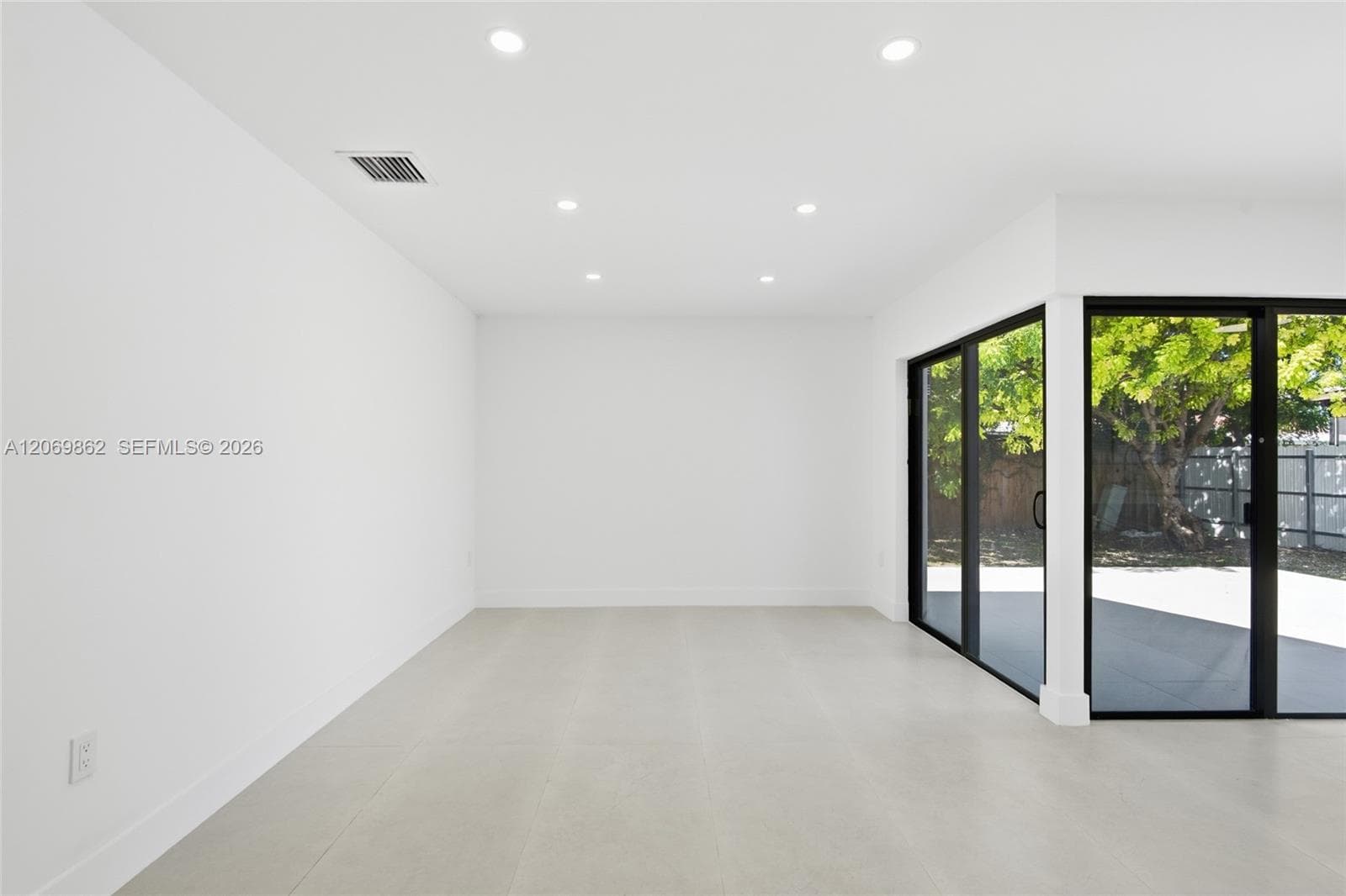 12331 SW 203rd Ter, Miami, FL 33177 photo 9