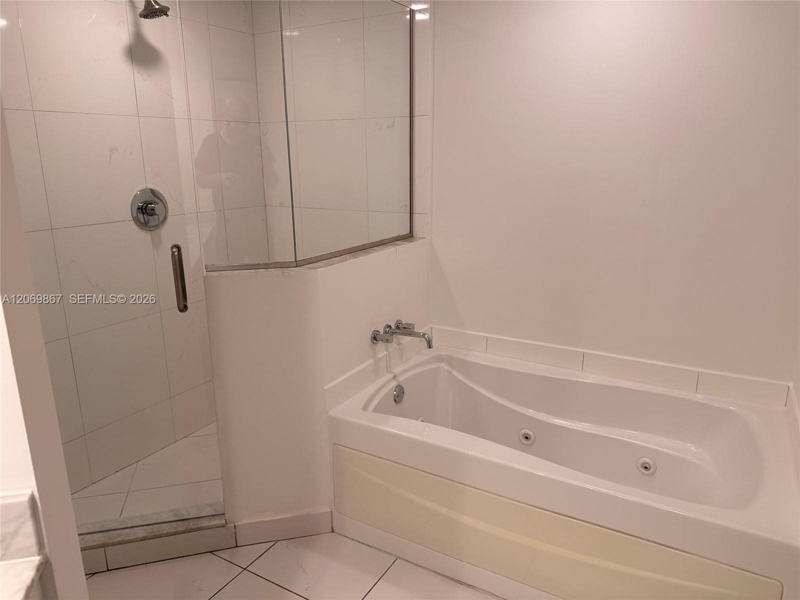 55 SE 6th St # 2007, Miami, FL 33131 photo 12