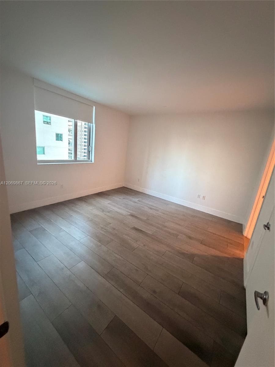 55 SE 6th St # 2007, Miami, FL 33131 photo 7