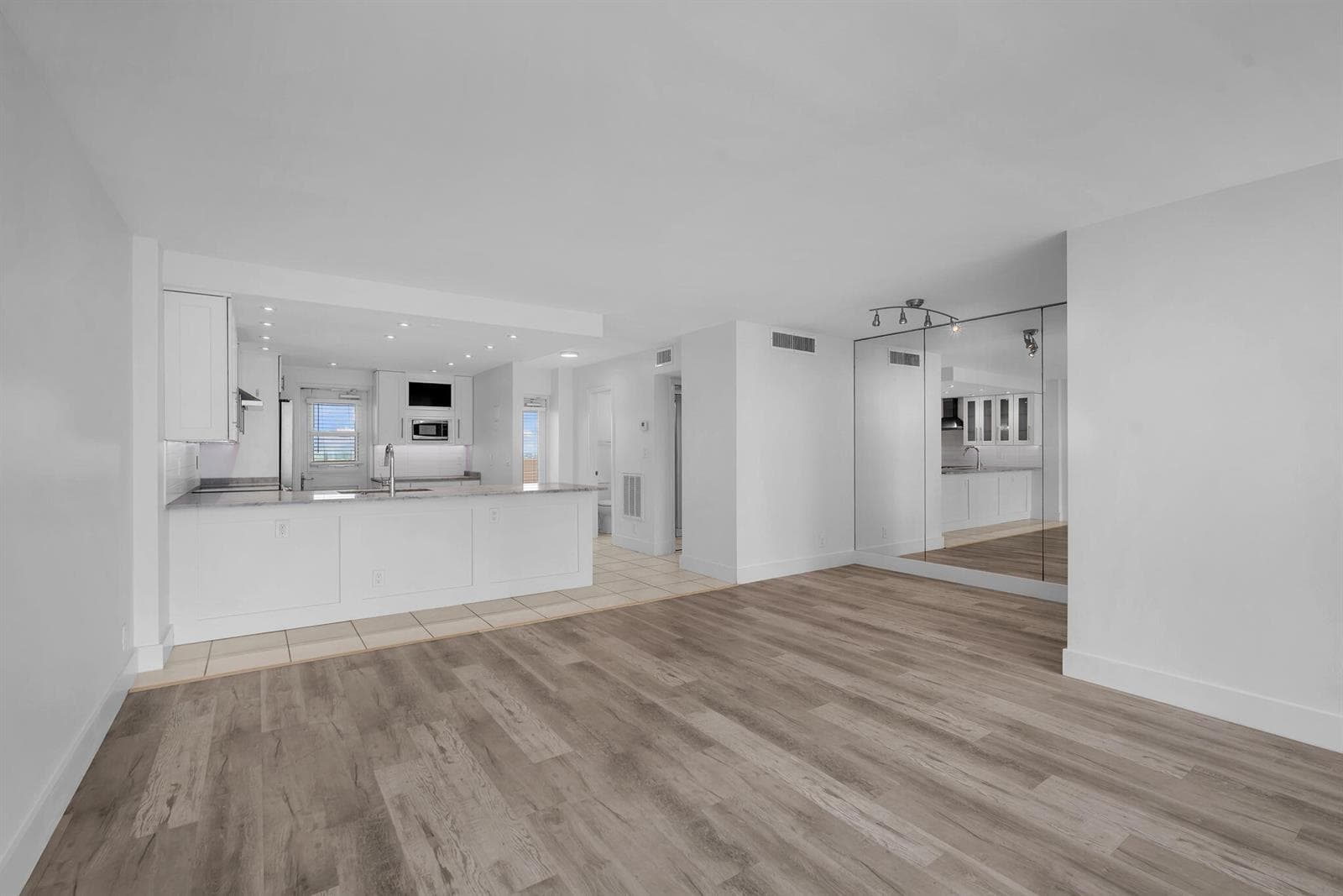 2200 NE 33rd Avenue # 17C, Fort Lauderdale, FL 33305 photo 9
