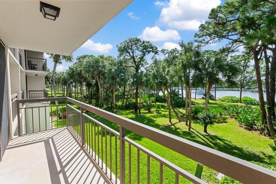 2101 Marina Isle Way # 203, Jupiter, FL 33477 photo 12
