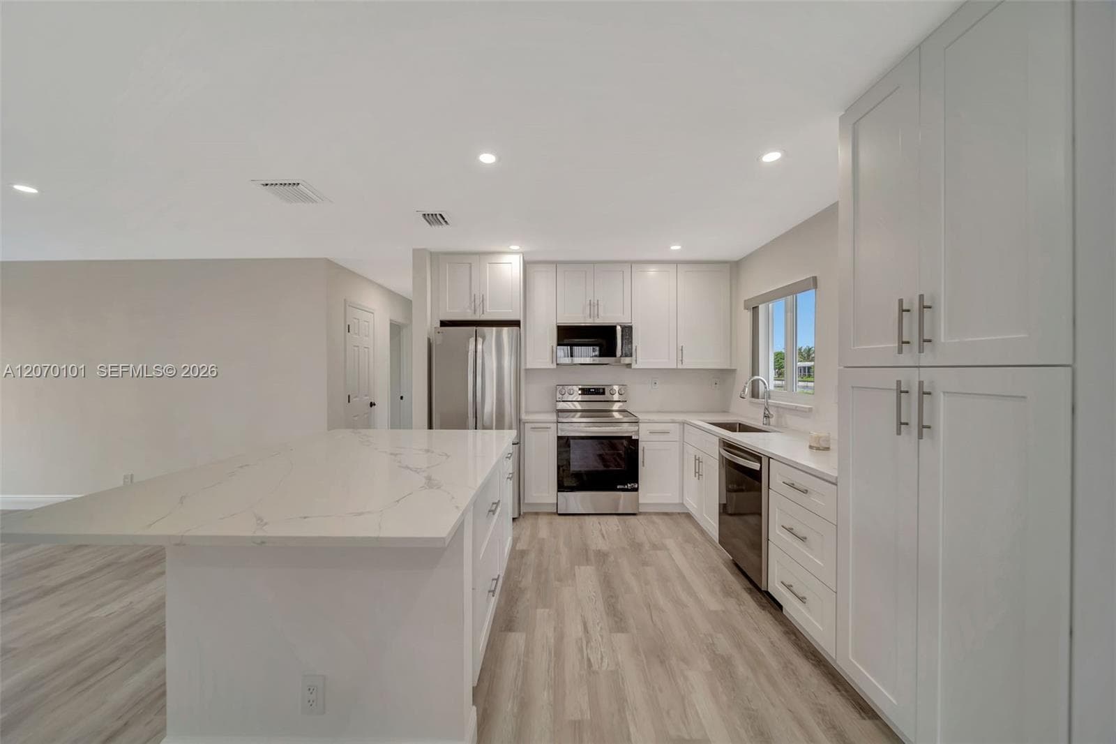 8502 NW 59th St, Tamarac, FL 33321 photo 9