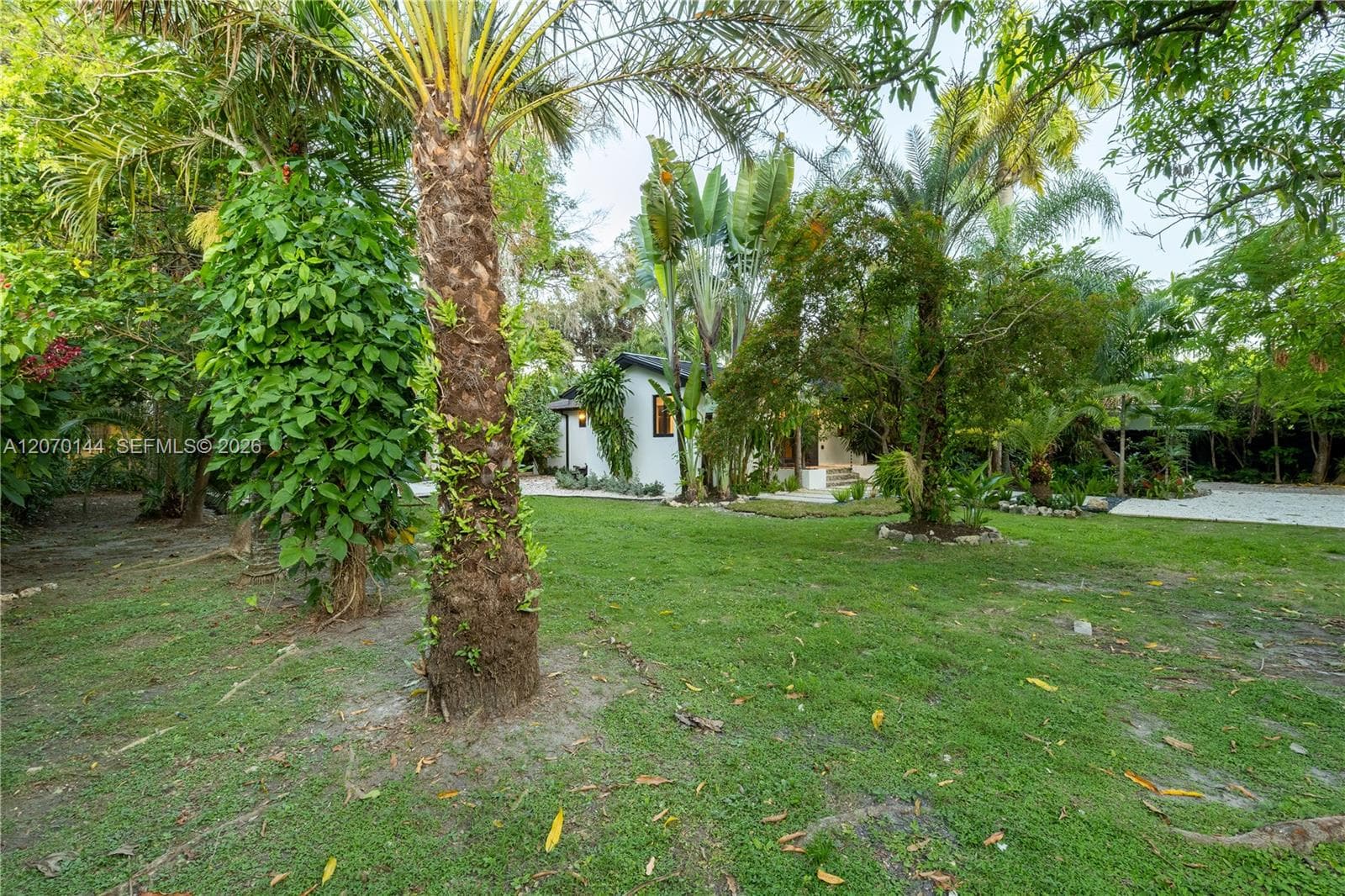 10901 NE 3rd Ave, Miami, FL 33161 photo 8
