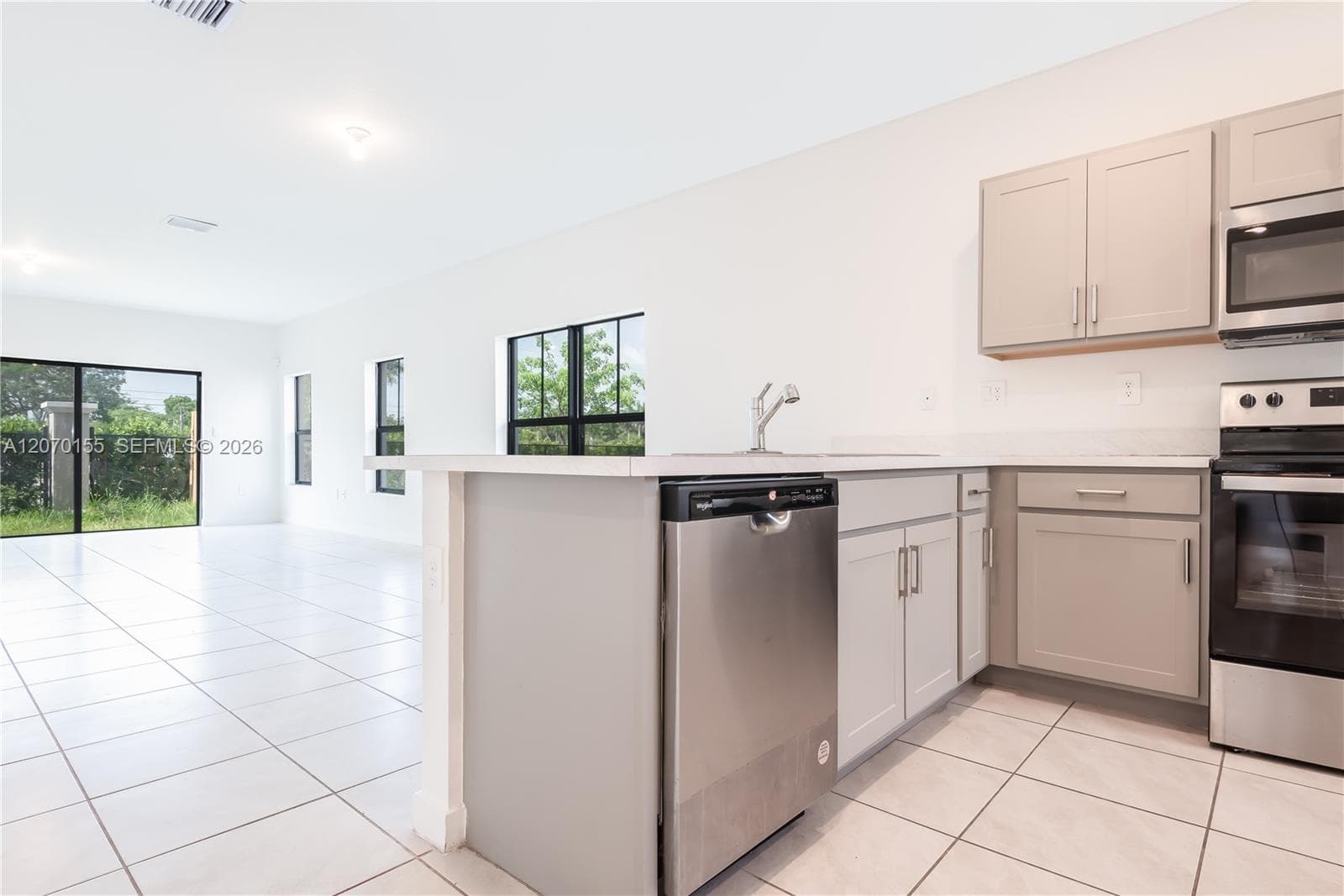 302 NE 1st Dr # 302, Florida City, FL 33034 photo 10