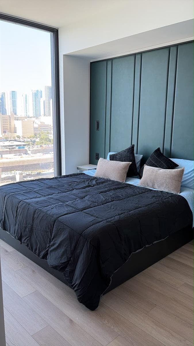 20 NE 11 st # 1204, Miami, FL 33132 photo 6