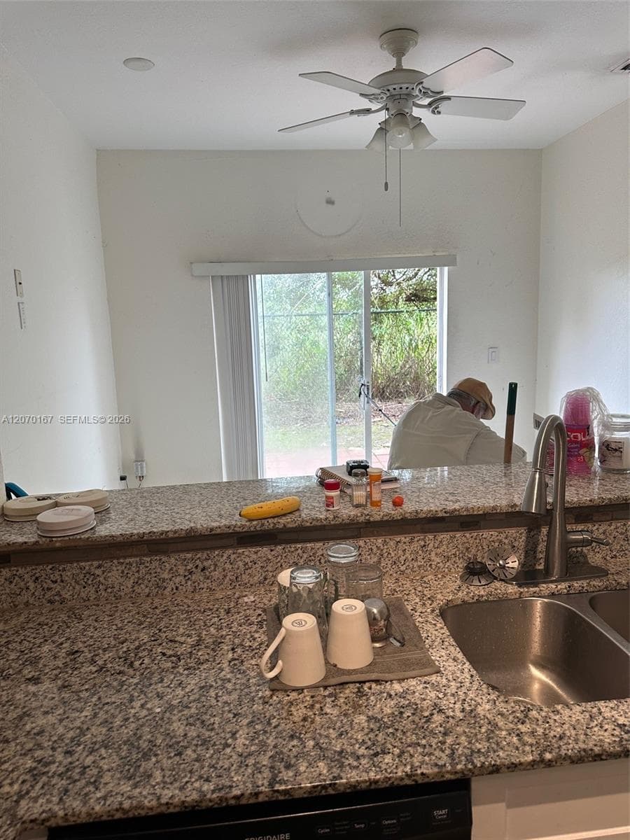 2551 SE 16th Ter # 103, Homestead, FL 33035 photo 11
