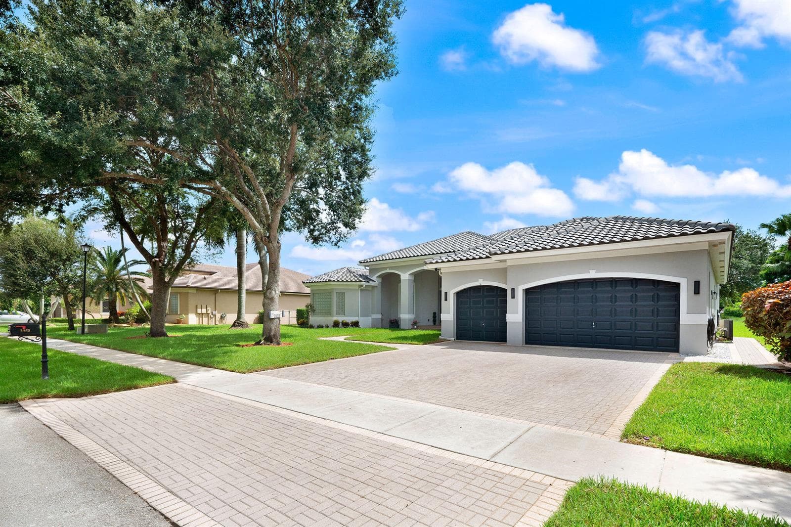 3958 SW 140TH Avenue, Davie, FL 33330 photo 3