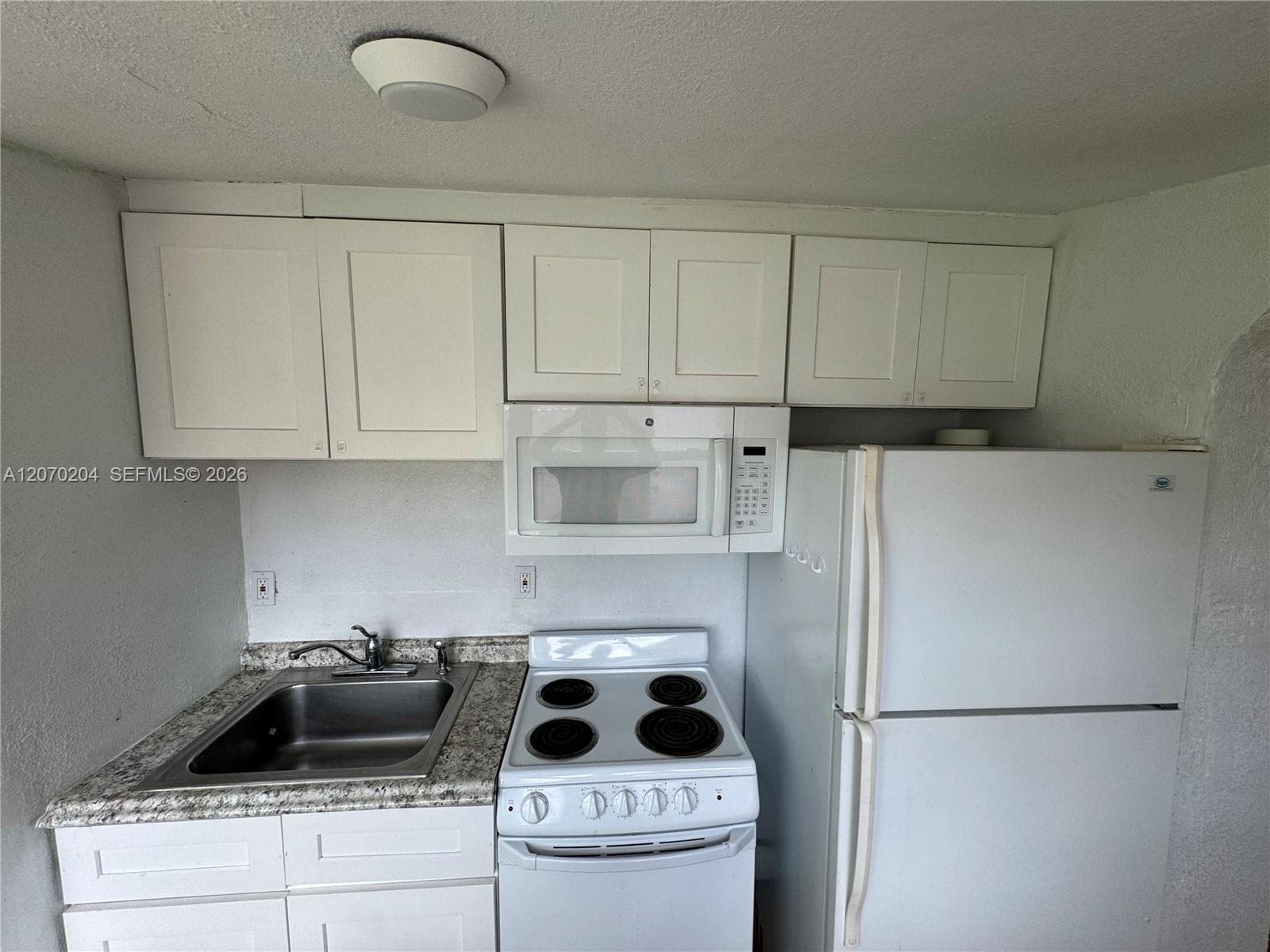 1018 N 17th Ct # 2B, Hollywood, FL 33020 photo 9