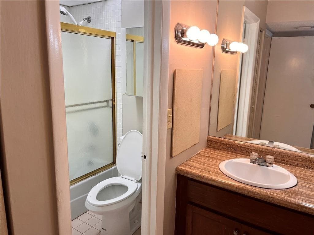3690 Inverrary Drive # 2c, Lauderhill, FL 33319 photo 8