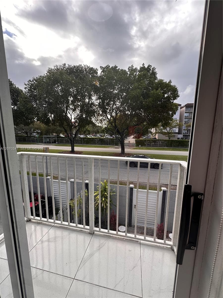 7999 SW 152nd Ave # 608-6, Miami, FL 33193 photo 6