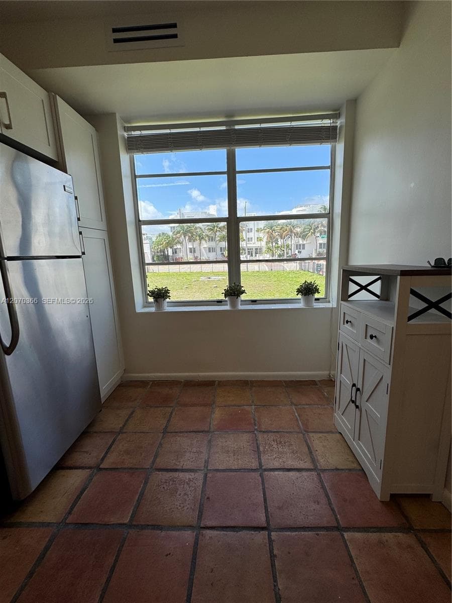 1460 Ocean Dr # 208, Miami Beach, FL 33139 photo 10