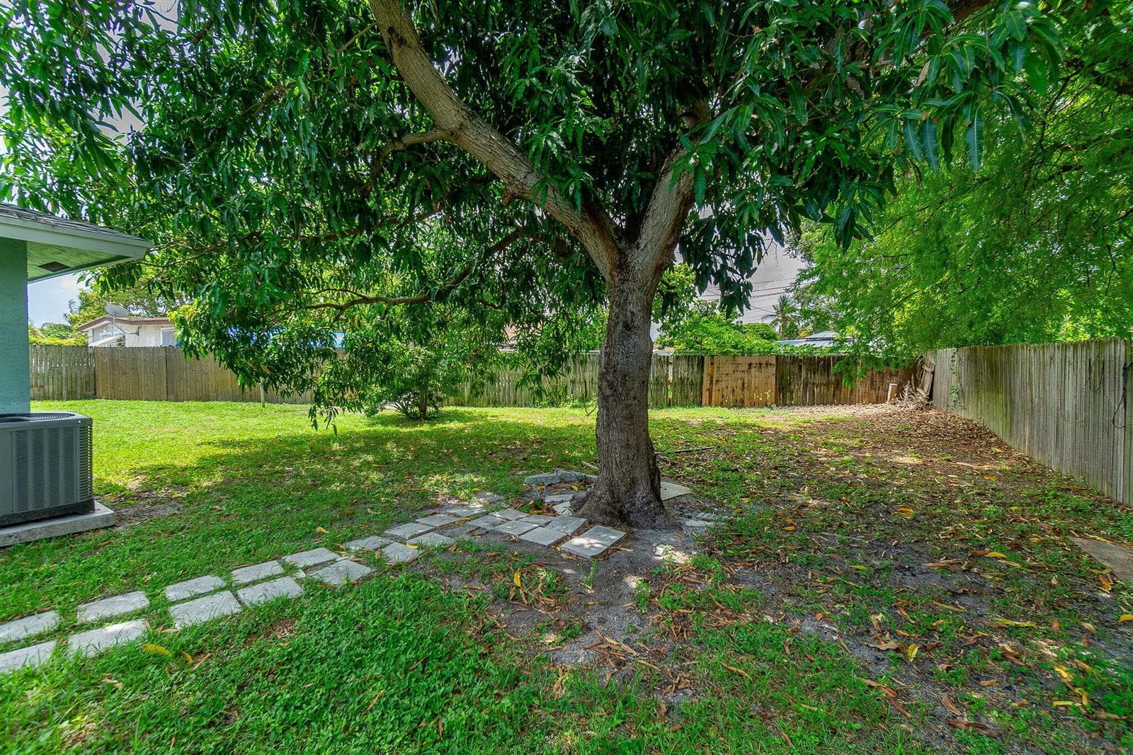 2831 N SEACREST Boulevard # B, Boynton Beach, FL 33435 photo 13