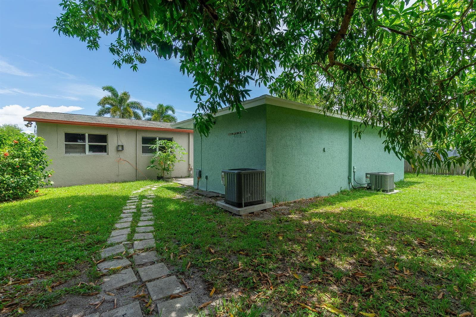 2831 N SEACREST Boulevard # B, Boynton Beach, FL 33435 photo 10