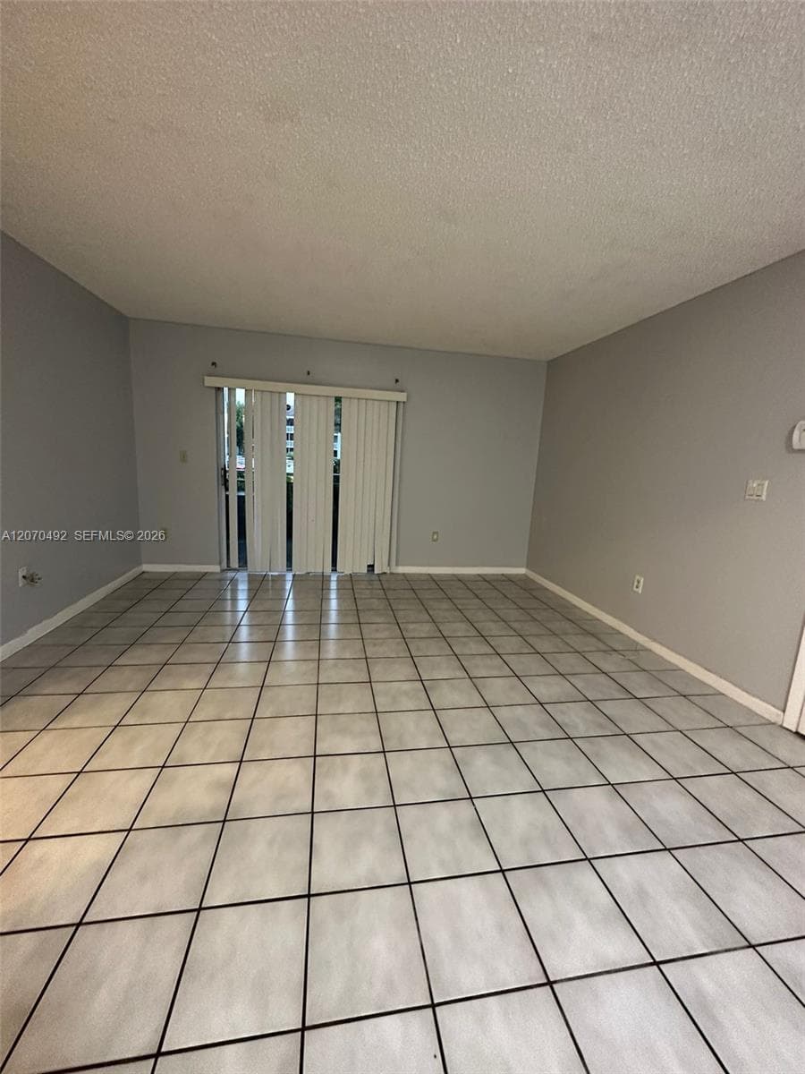 8600 SW 212th St # 105, Cutler Bay, FL 33189 photo 7