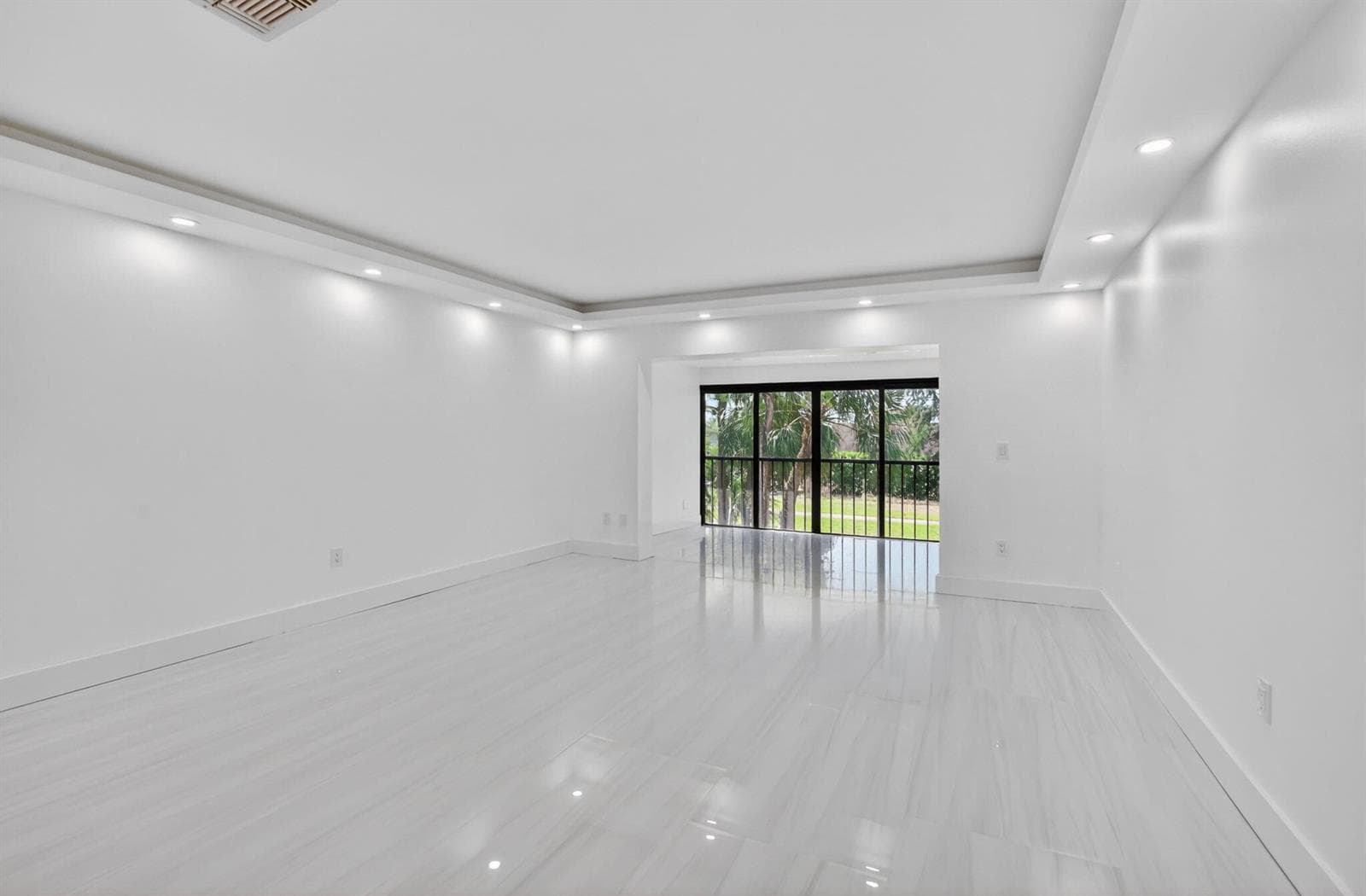 9272 Vista Del Lago # 28F, Boca Raton, FL 33428 photo 12