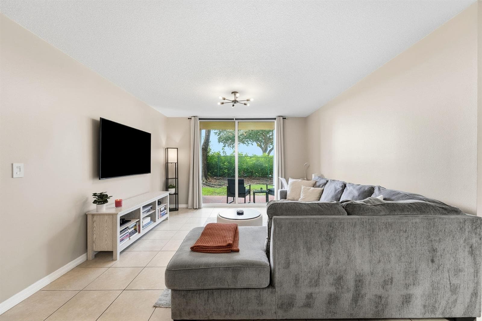 1707 VILLAGE Boulevard # 108, West Palm Beach, FL 33409 photo 8