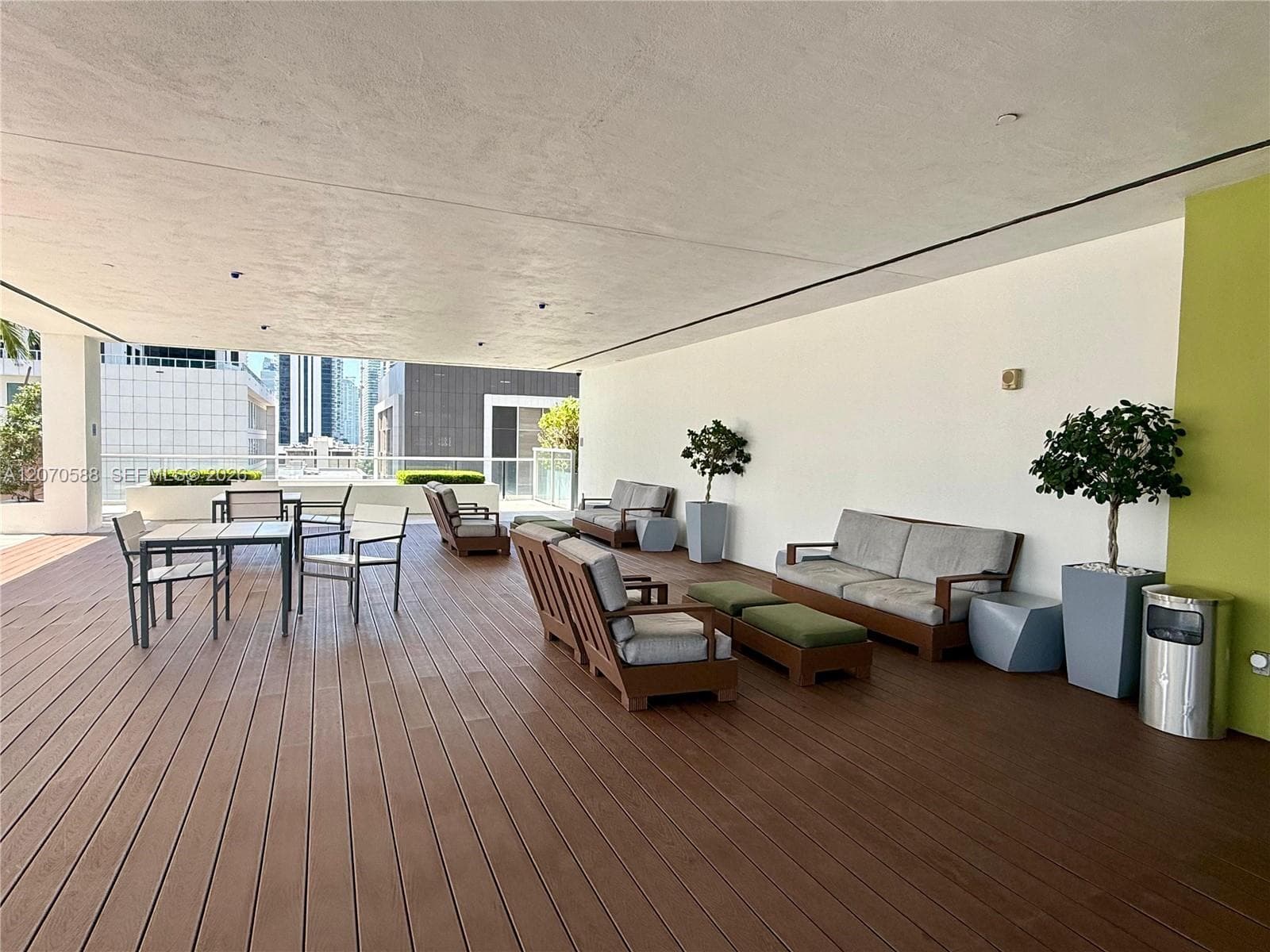55 SE 6th St # 2404, Miami, FL 33131 photo 13