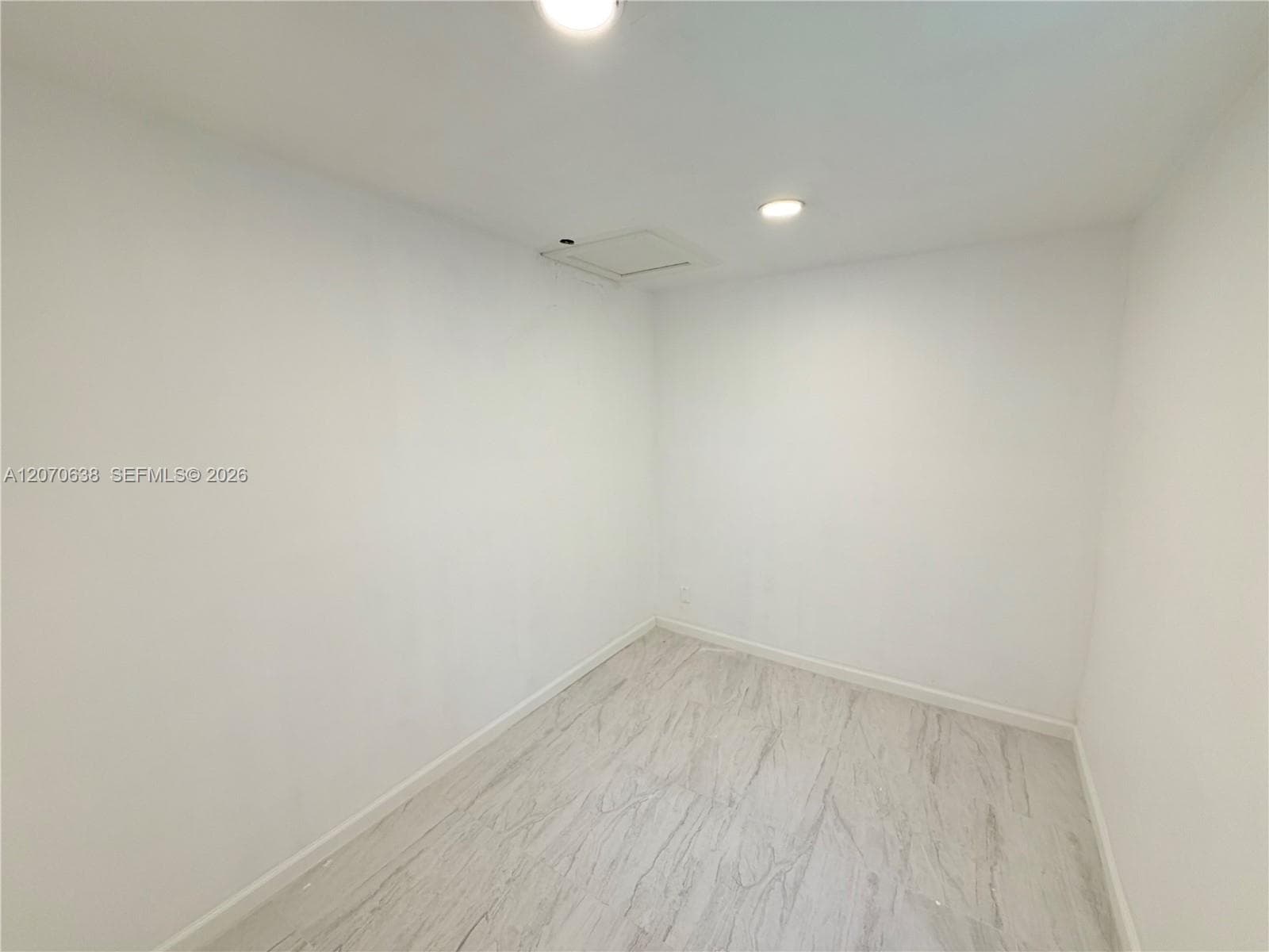 18711 NW 24th Ave, Miami Gardens, FL 33056 photo 8