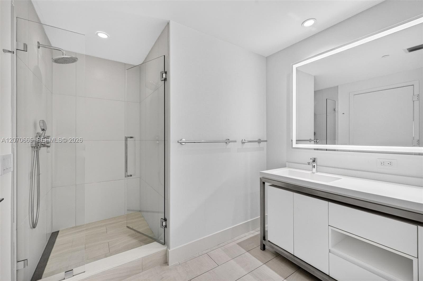 2000 Metropica Way # 2111, Sunrise, FL 33323 photo 7