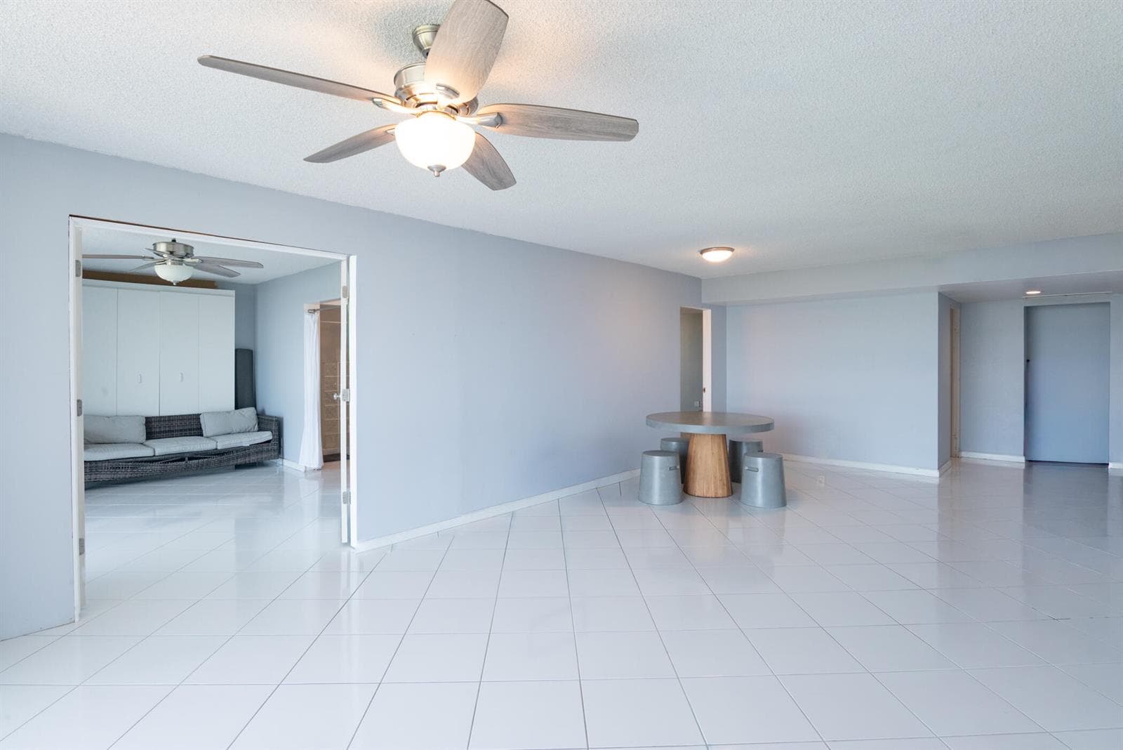 2400 PRESIDENTIAL Way # PH6, West Palm Beach, FL 33401 photo 9
