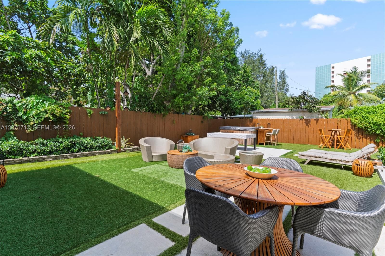 221 NE 44th St, Miami, FL 33137 photo 9