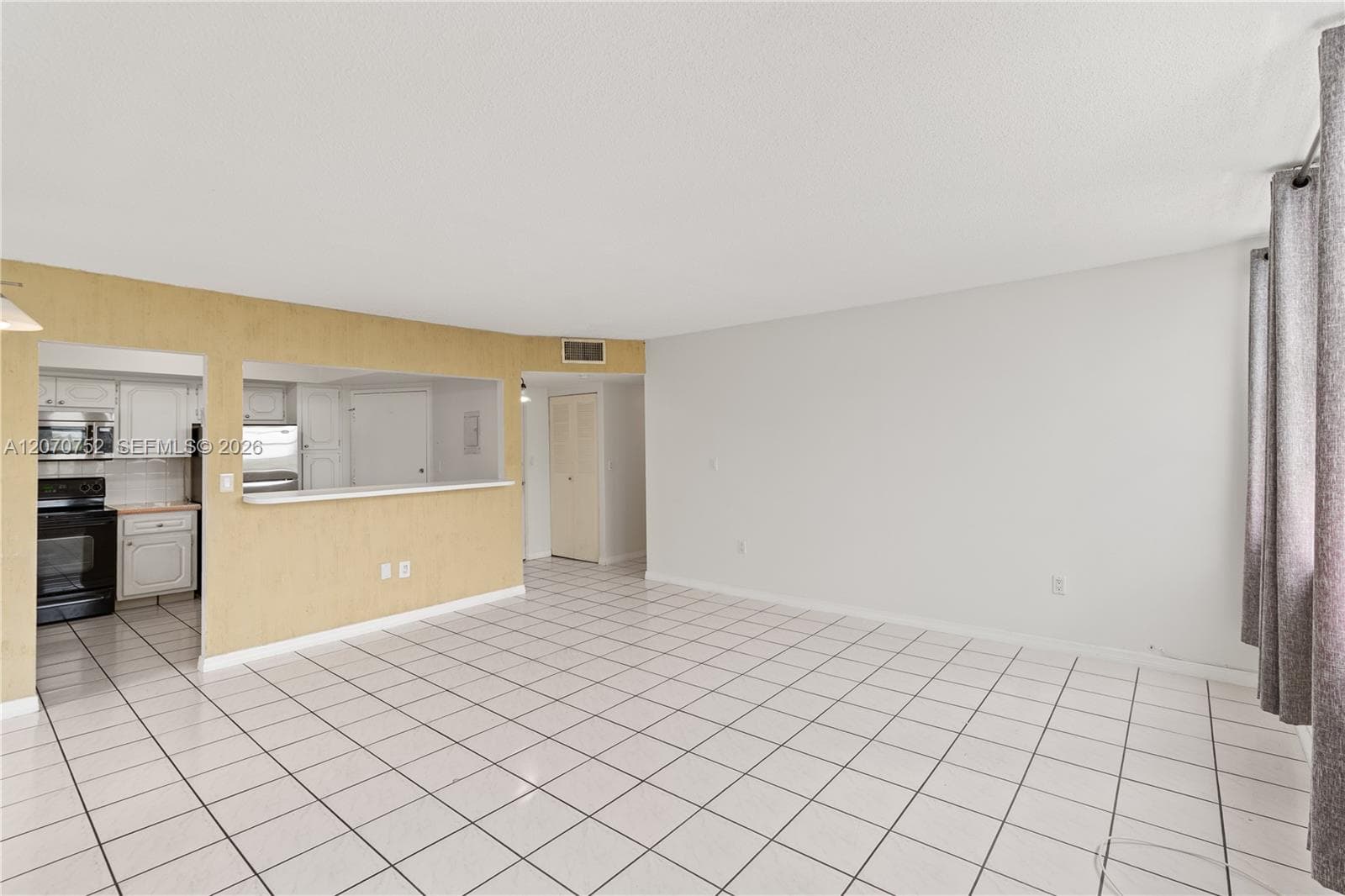 1301 NE Miami Gardens Dr # 505W, Miami, FL 33179 photo 11