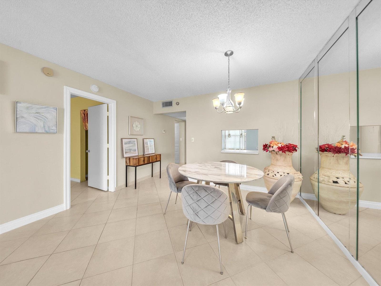 7807 GOLF CIR Drive # 105, Margate, FL 33063 photo 9