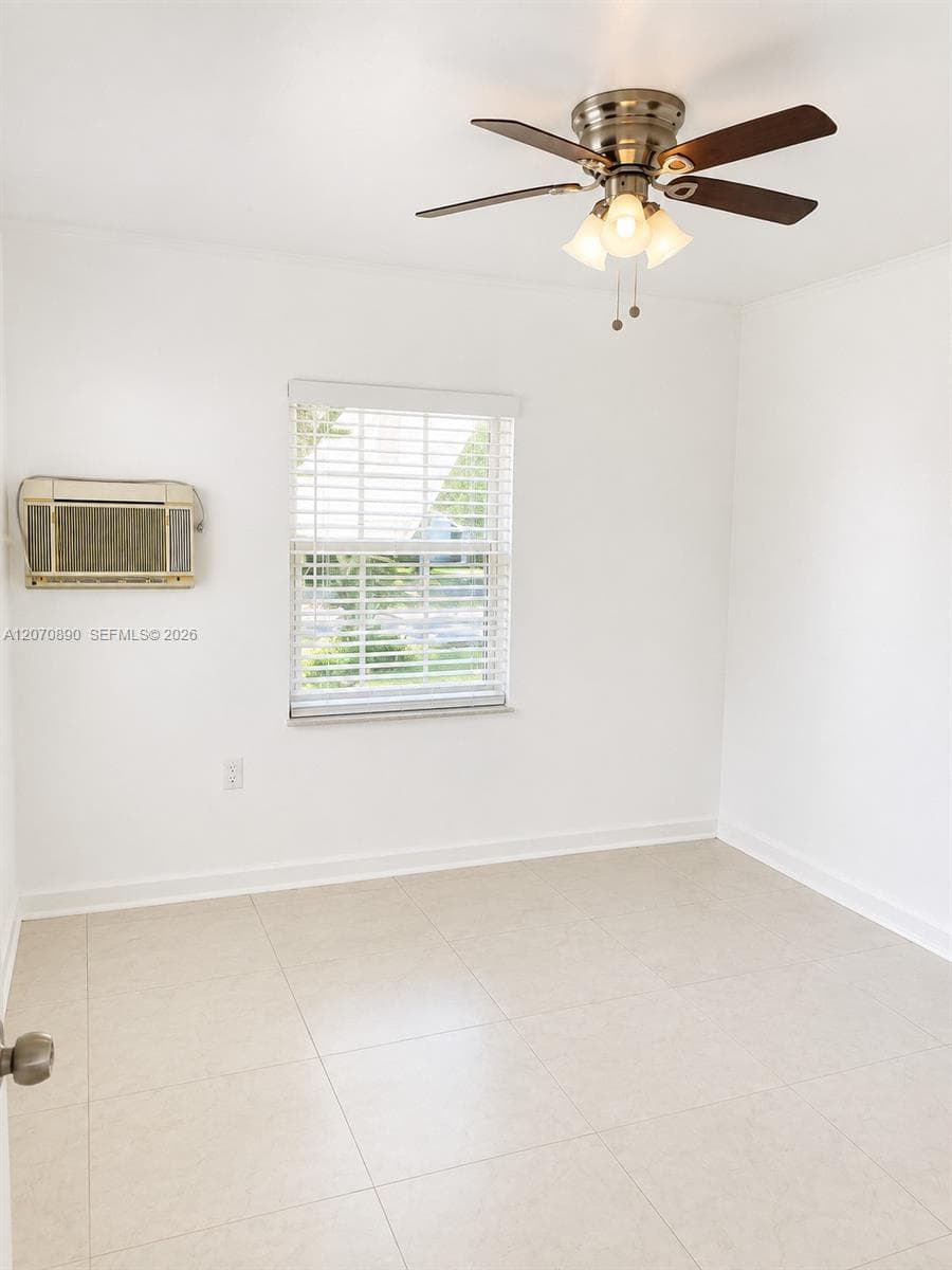 325 NE 108th St # 1, Miami, FL 33161 photo 7