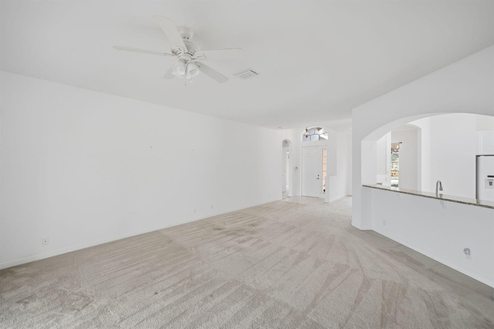 381 NW SHEFFIELD Circle, Port St. Lucie, FL 34983 photo 6