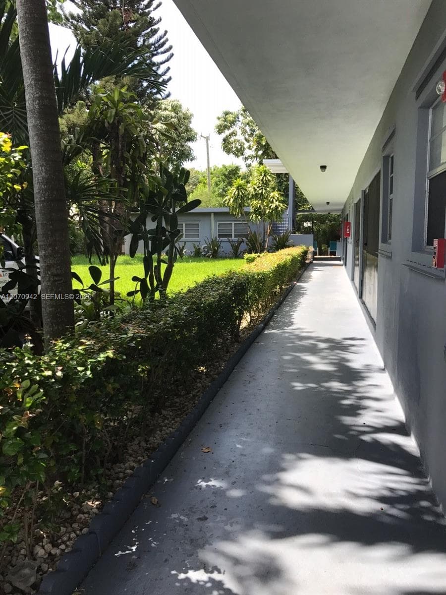 2612 Johnson St # 13, Hollywood, FL 33020 photo 13
