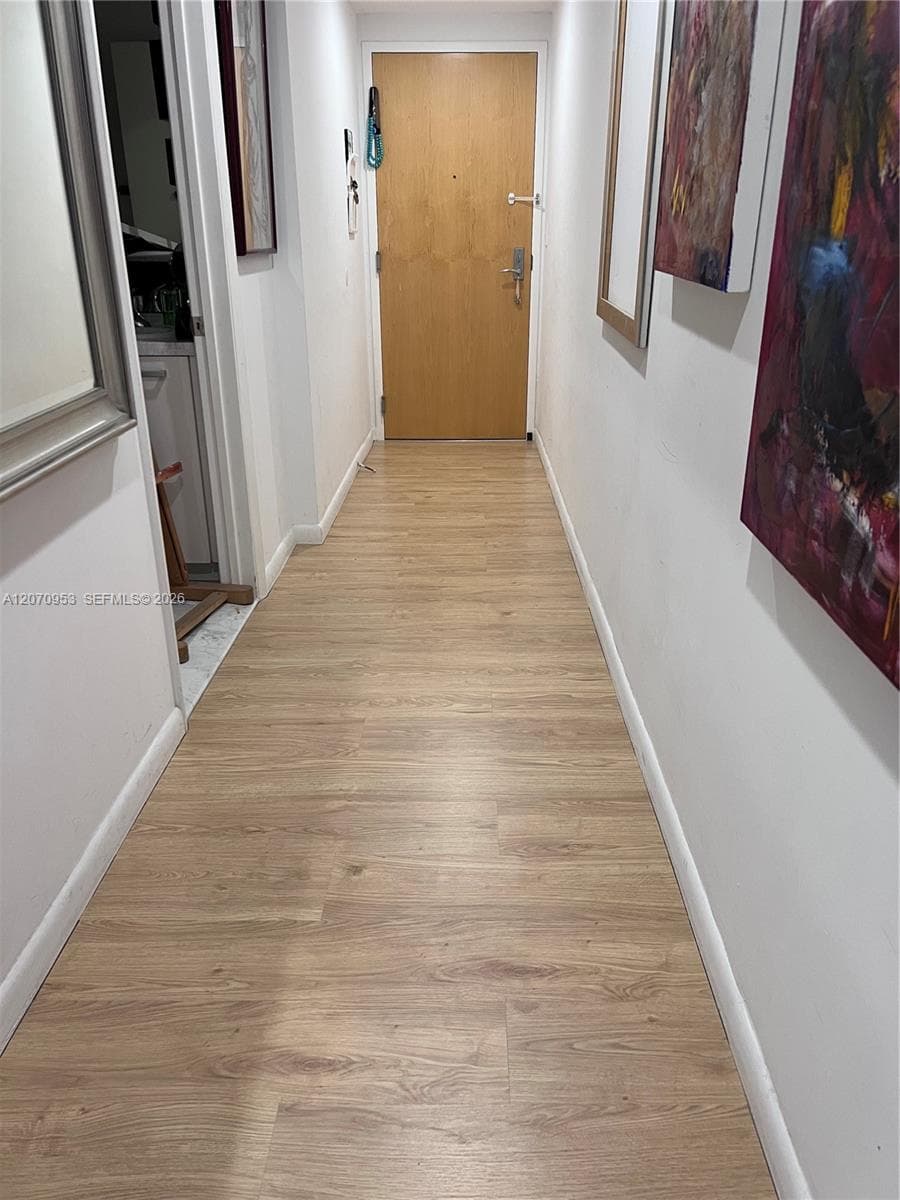 253 NE 2nd St # 902, Miami, FL 33132 photo 7