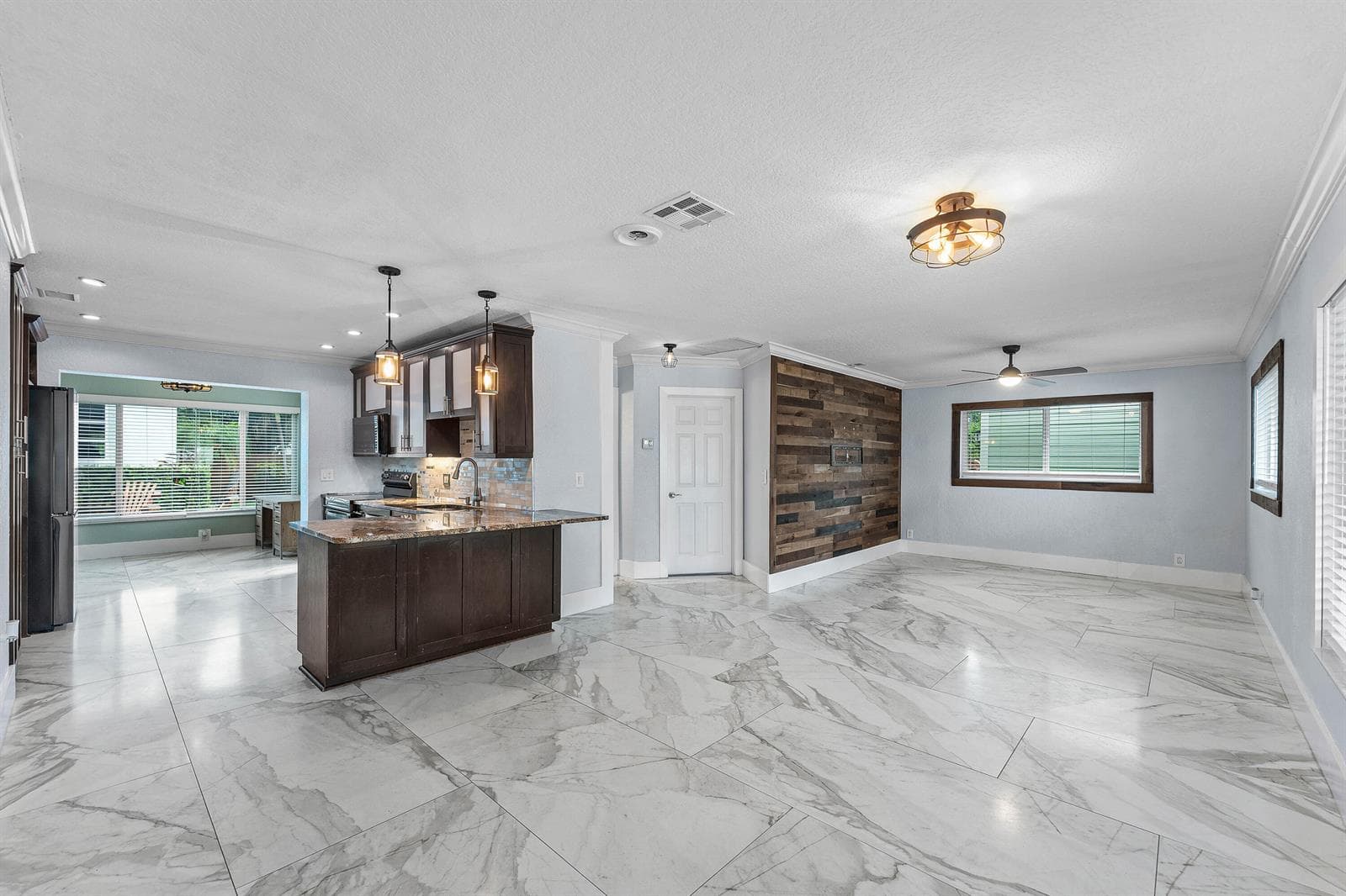 819 6TH Street, Lake Park, FL 33403 photo 10