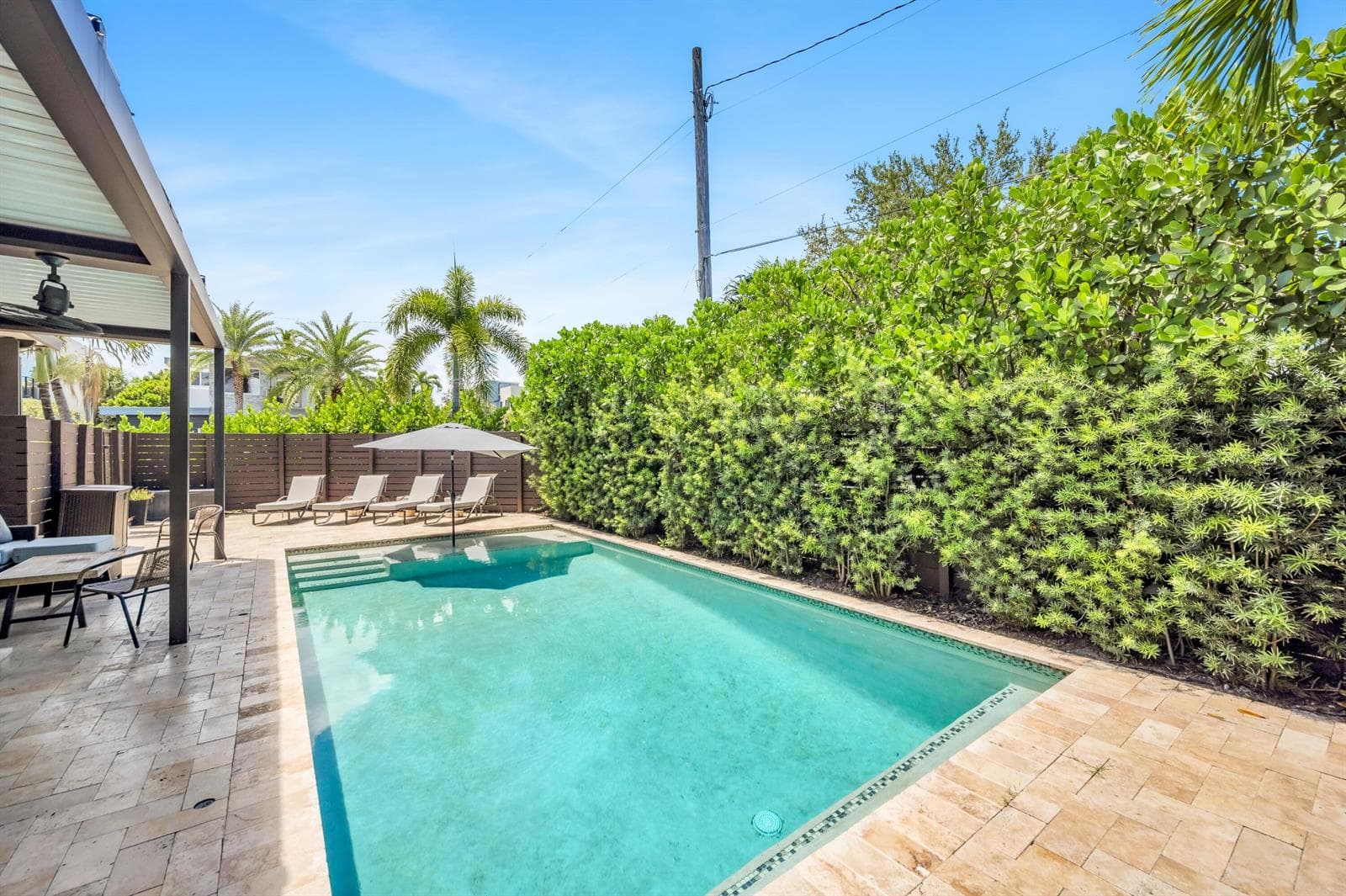 748 NE 17th Way, Fort Lauderdale, FL 33304 photo 3