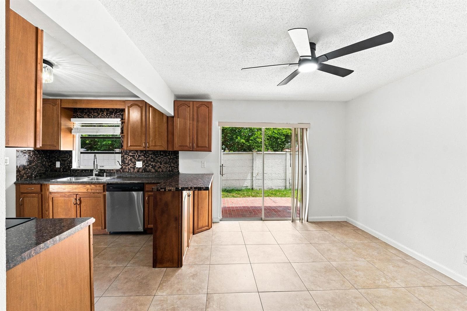 3310 NW 90th Avenue # N, Coral Springs, FL 33065 photo 11