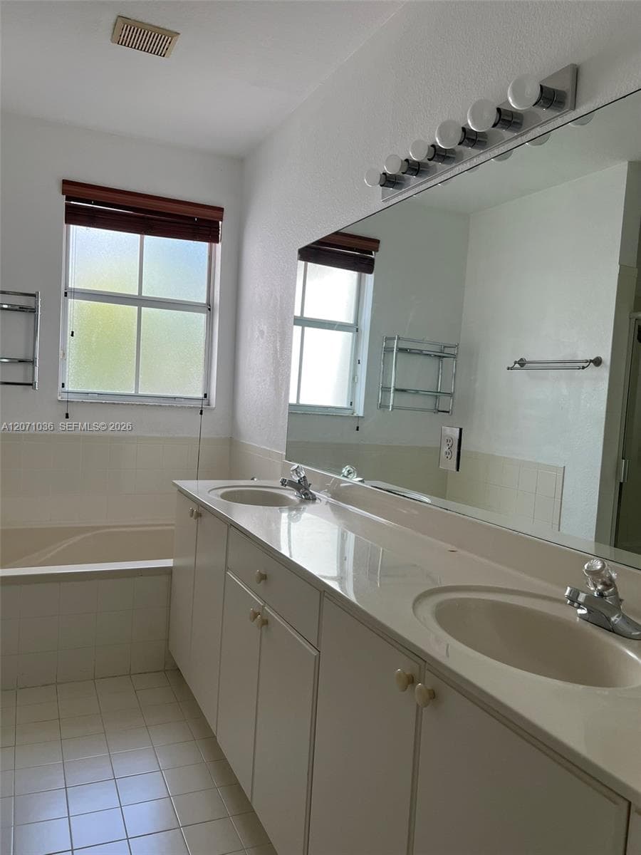 10861 NW 85th Ter, Doral, FL 33178 photo 9